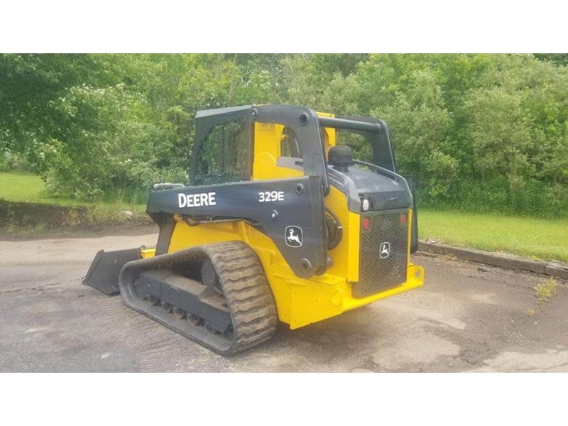 2015 John Deere 329E Skidsteer